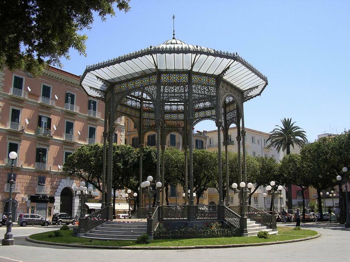 Palazzo San Francesco Hotel Castellammare di Stabia Exterior photo